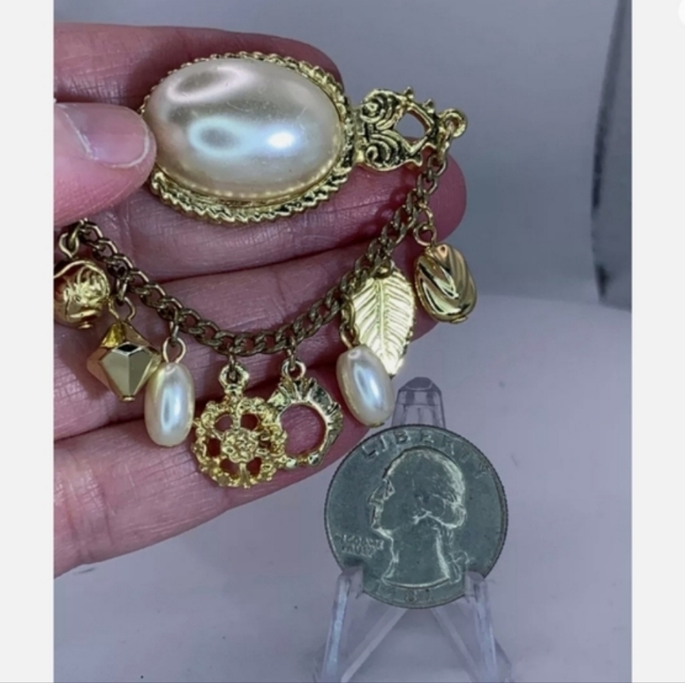 Vintage Large Pearl Victoria Style Brooch With charms - Picture 3 of 5